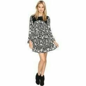 VOLCOM BOHO BELL SLEEVE BOHO DRESS